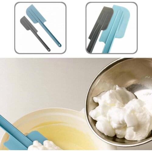 Wear-resistant Silicone Easy to Grip Ergonomic Cake Scraper for Gifts