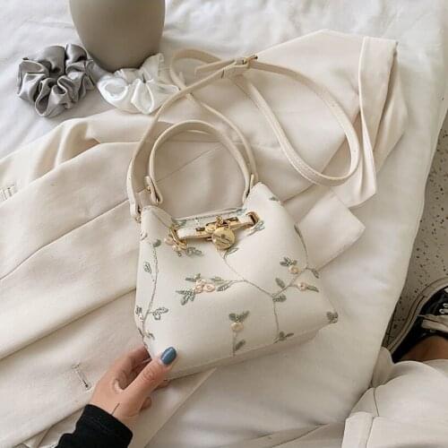 Flowers Embroidery bucket Crossbody Bags For Women 2021 High Quality Luxury Handbags Designer Sac Ladies Shoulder Messenger Bag