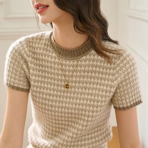 Autumn New 100% Cashmere Knitted Pullover Womens O-Neck Short-Sleeved Sweater Female Fashion Soft Jumpers Womens Shirt