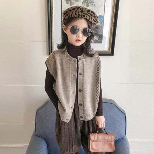 Spring Autumn 2021 Childrens Clothes Sleeveless Single Breasted Knitted Vest Kids Girls Fashion Korean Sweater Waistcoat C39
