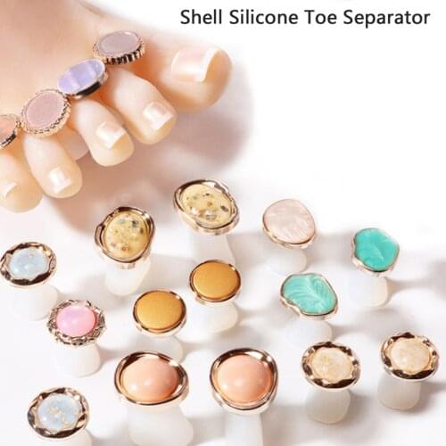 8Pcs Silicone Toe Separator Daisy Flower Charming Pearls Design Foot Divider Form Salon Manicure Pedicure Care Nail Art Tools