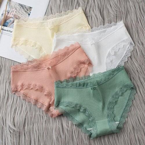 Womens underwear pure cotton antibacterial crotch sexy lace slim waist student Korean threaded briefs