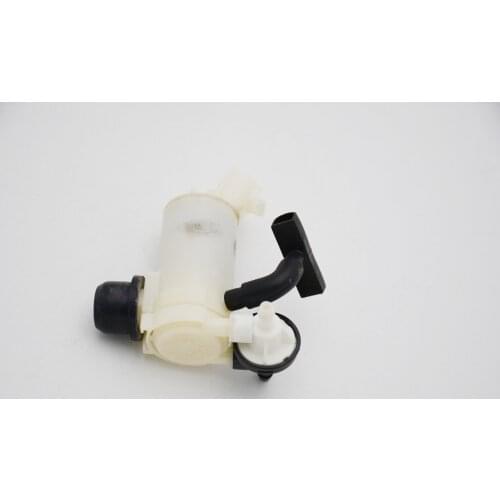 1 Piece Windscreen Washer Pump Windshield washer motor Pump 8260A217 for Mitsubishi Outlander 2013-2017