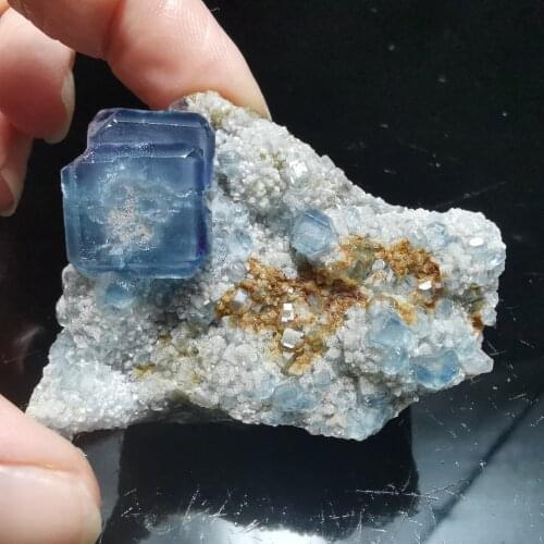 64.4gNatural rare blue-green fluorite mineral crystal specimen degaussing geology teaching home decoration collection ornaments