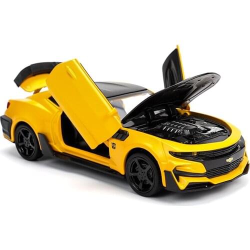 Exquisite gift 1:32 Komaro RS alloy model,high simulation die-casting sound and light back to the sports car model,free shipping