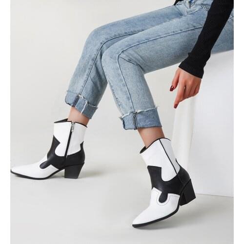 Womens Shoes Leather Ankle Boots Western Cowboy Boots Thick High Heel Short Boots Cossacks Round Toe Fashion Chelsea Shoes