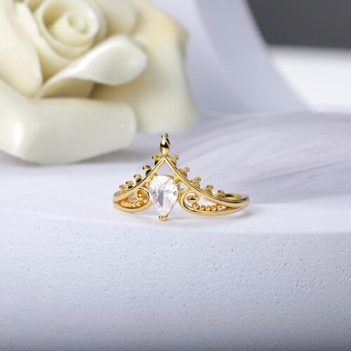 Hot Sale Luxury Female Water Drop Crown Design Women Ring Crystal Zircon Elegant Bridal Wedding Engagement Jewelry Ring For Love