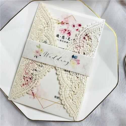 100pcs Laser Cut White Hollow Lace Wedding Invitations Card with Belts and Envelopes for Birthday Bridal Shower Engagement Party