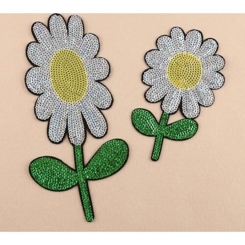 50pcs/lot Embroidery Patches Letter Clothing Decoration Accessories Sunflower Diy Iron Heat Transfer Applique Sequin Applique