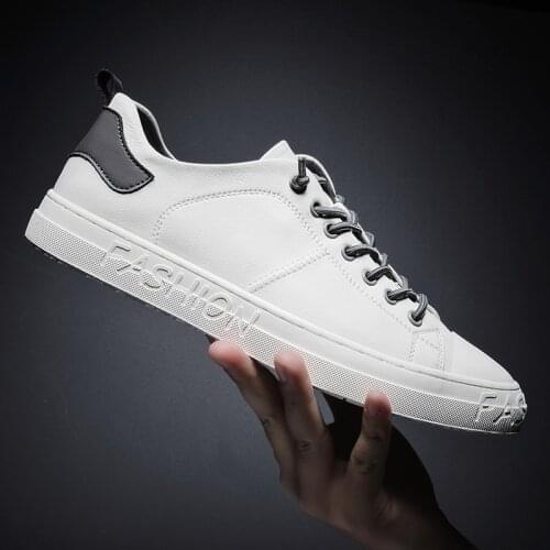Korean Version Fashion Sneakers Men Leisure Small White Shoes Comfortable Soft Leather Mens Shoes