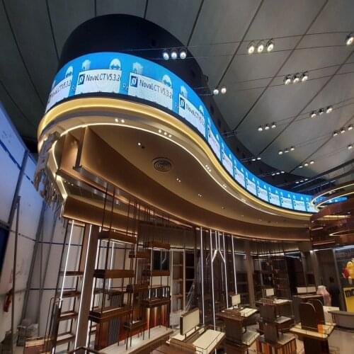 Hot Sell P4 Flexible Indoor SMD Full Color LED Wall Display Screen Cylinder-Shape, S-shape, wave-shape Pantalla LED Flexible