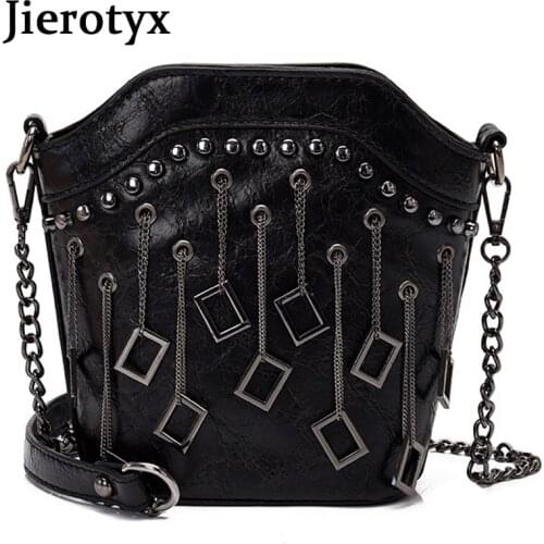 JIEROTYX 2020 Women Punk Rivet Bucket bag Brand Girl Round Tassel Chain Crossbody Bag Fashion Round Shoulder Bag Messenger Bag