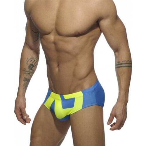 Fashionable mens briefs ultra-fine nylon skin-friendly quick-drying printing European and American sexy swimwear mens shorts