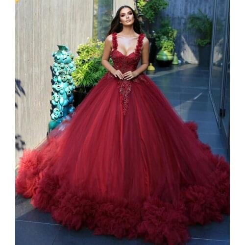 Gorgeous Burgundy Evening Dresses Beading Lace Applique Ball Gown Prom Dresses Luxury Ruffles Custom Made Robe De Soirée