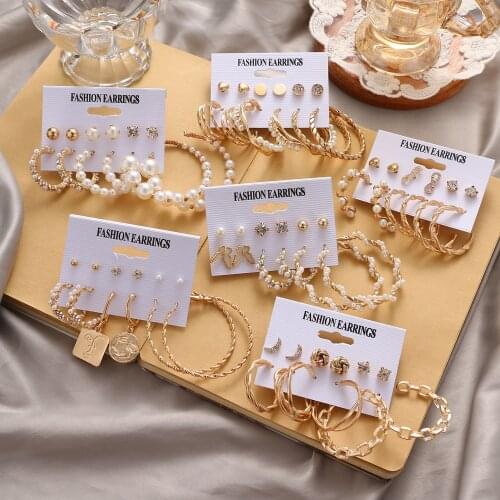 Vienkim Dangle Earrings