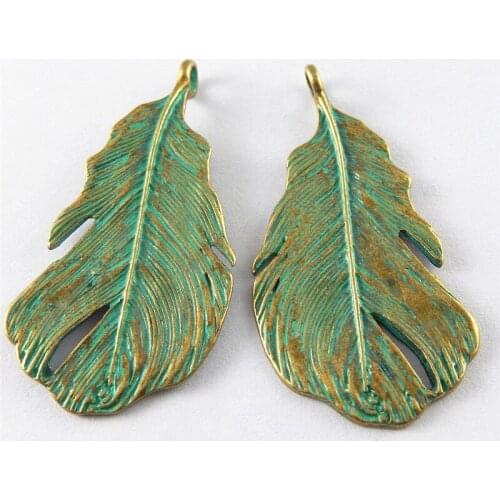 10Pieces) New Style Plated Vintage Zinc Alloy Maple Leaves Feather Pendants Charms for Necklace Craft Jewelry Findings 52003