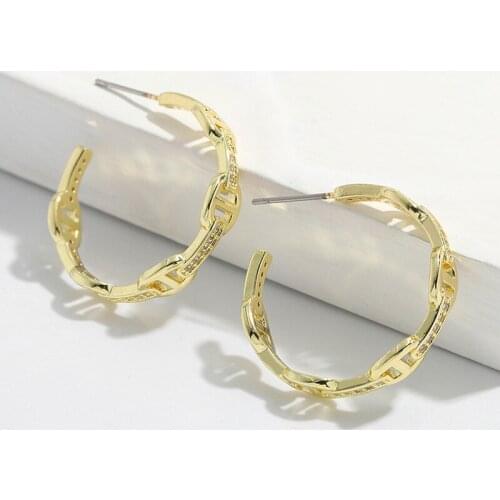 Letter C Earrings For Women Geometric Hollow Pig Nose Golden Fashion Trend Accessories Rhinestone Jewelry Semicircular Ear Ring