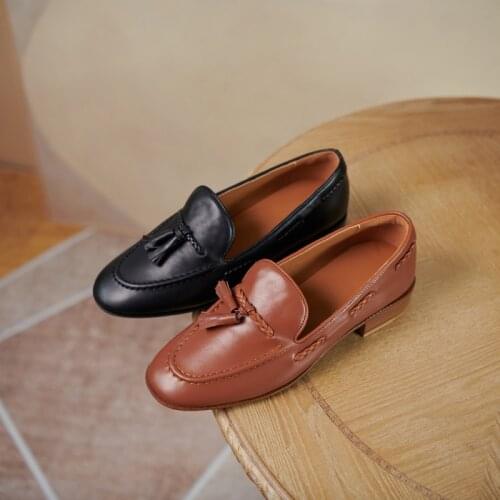 Genuine Leather Casual Shoes Spring Women Pumps Round Toe Slip-On Low-heel Comfortable Chunky Heel Commuter Loafers with Tassels