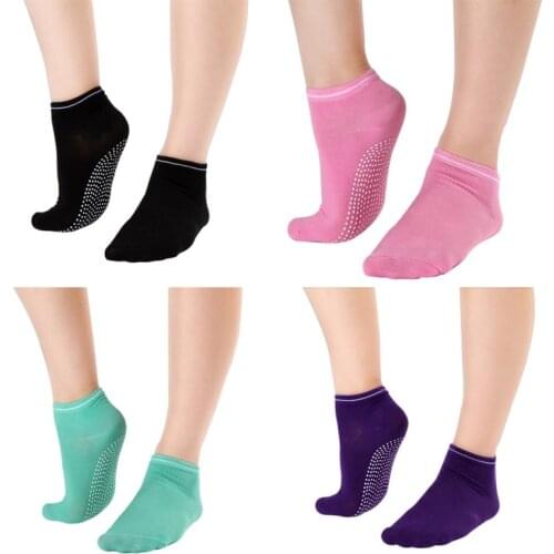 Breathable Anti-friction Women Yoga Socks Silicone Non Slip Pilates Barre Breathable Sports Dance Socks Slippers