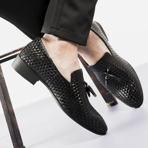 Large Size Men Dress Shoes Men Business Shoes Men Fashion Wedding Pointy Shoes Loafers Men Shoes