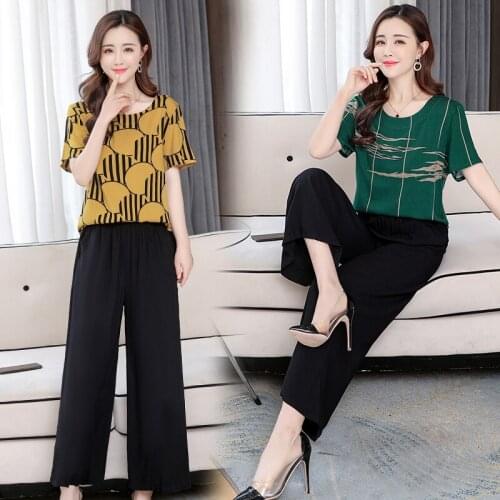 Middle-aged clothing summer 2 piece set womens new short sleeve t-shirt+pant suit set womens large size loose sporting set
