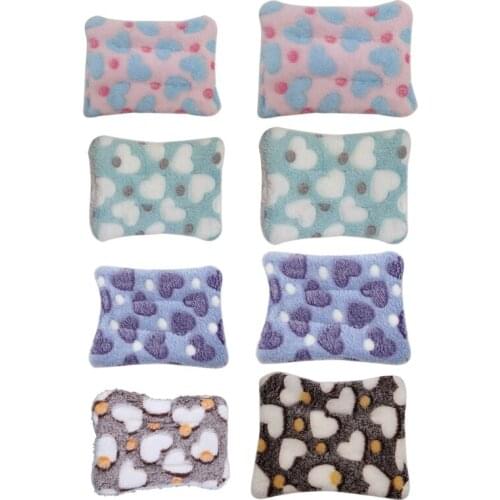 Small Animal Cage Mat Fleece Nest Hamster Bed Pad Guinea Pigs Winter Warm House Hammock Mat Sleeping Bed for Hedgehog Rat