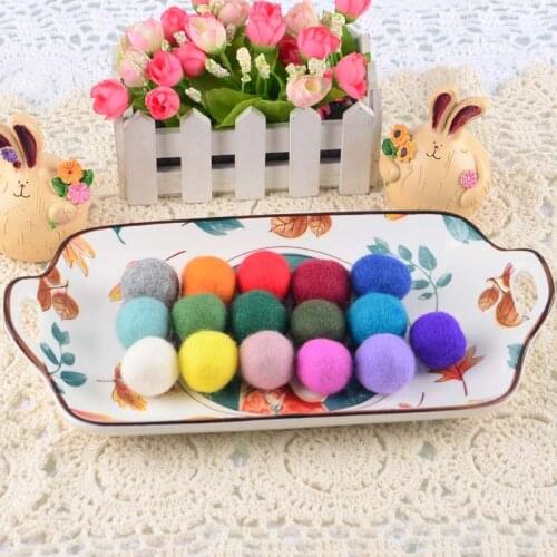 50pcs/lot 3cm 100% Wool Felt Balls Colorful Diy Pom Poms Craft Material Balls Of Wool Christmas Room Decro Decoration for home