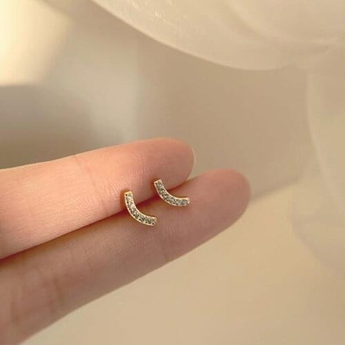 New Trend Simple Small Fresh Curved Zircon Prevent Allergy Stud Earrings For Women Student Jewelry Accessories Party Gifts E549