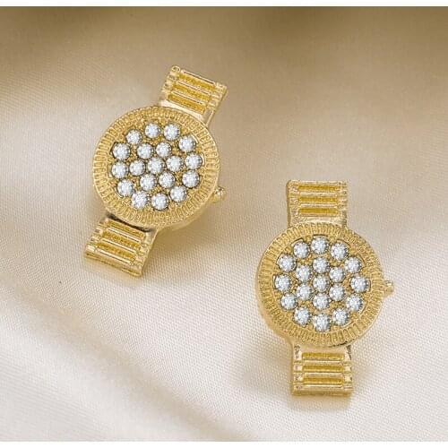 2021 New Design Fashion Jewelry Personal Watch Shaped Stud Earrings Birthday Party Gift Ear Accessories