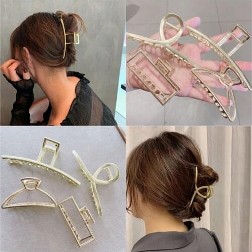 Vintage Women Metal Hair Claw Elegant Gold Hollow Geometric Hair Clips Headband Hairpin Fashion Wedding Hair Accessories