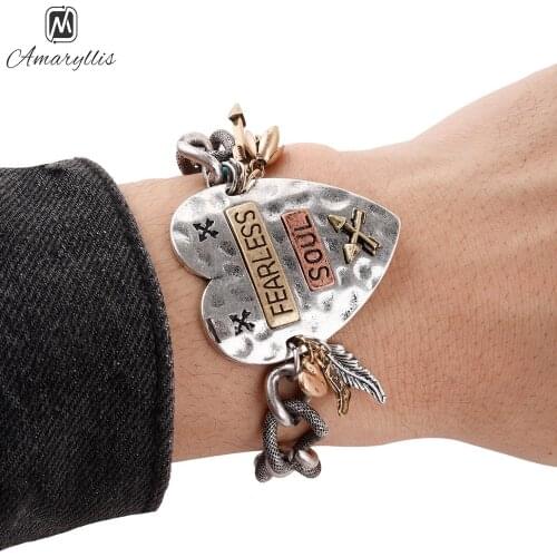 Amaiyllis Bracelets With Charms