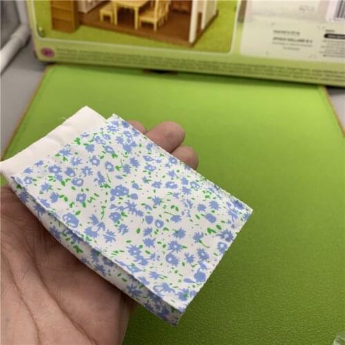 Geniune Sylvanian Doll Families Dollhouse Animal Figures furniture set clothes house food without package