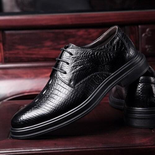 Fall 2021 new crocodile pattern mens leather shoes business suits mens real leather shoes casual shoes soft sole Breathable