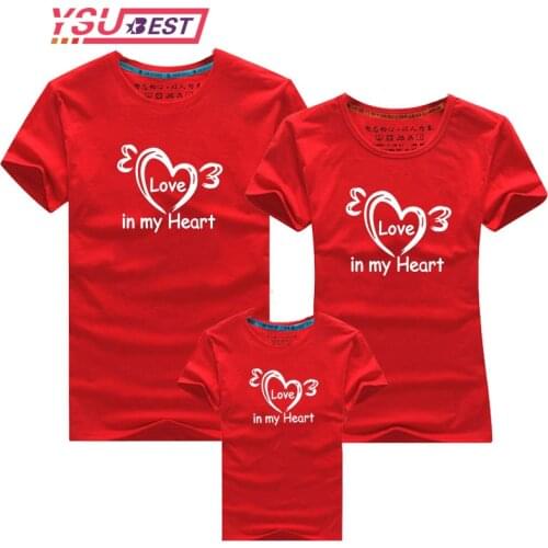 New Family Look Mommy and Me Clothes Mother Daughter Matching Family Outfits T shirt mom Kids Baby Girls Cotton Heart Print Tops
