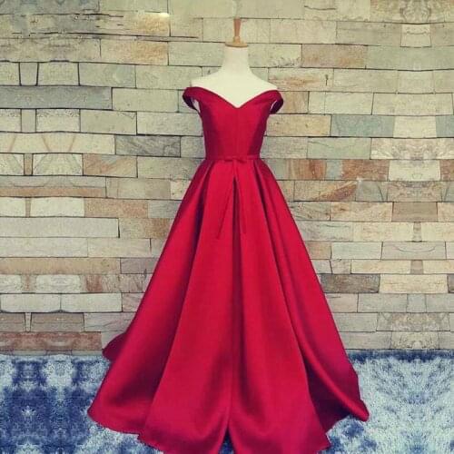 Red Carpet Long Prom Gowns With Belt Sexy V Neck Ball Gowns Open Back Lace Up Vintage Wedding Dress Party Evening Real Photos