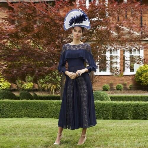 Hot Sale Charming Navy Blue Lace Mother of the Bride Dresses Mid Calf Jewel Neckline Long Sleeve Wedding Party Dresses Pleating