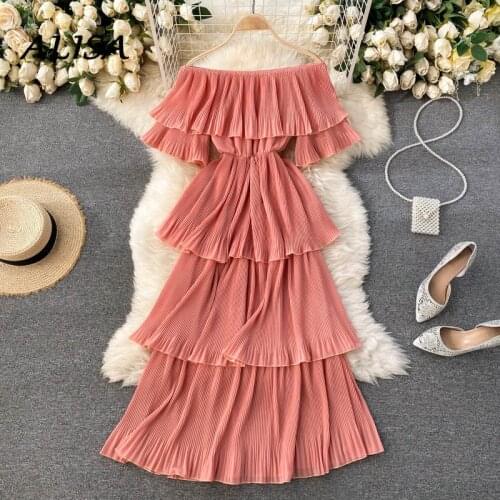 New Wonmen Pleated Dresses Summer 2021 Sexy Sexy Slash Neck Off Shoulder Short Sleeve Party Dress Ladies Elegant Long Robe
