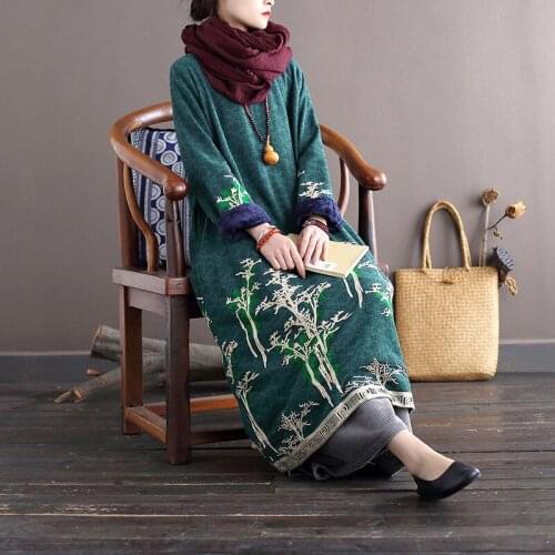 Women Winter Embroidered Fleece Dress Ladies Warm Thick loose Dresses Female 2020 Embroidery Fleeced Dresses