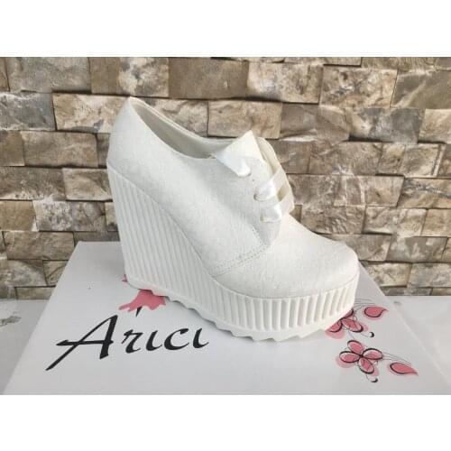 2021 yeni sezon düğün ve özel gün topuklu ayakkabı kadın topuklu düz ve stiletto. Made in turkey