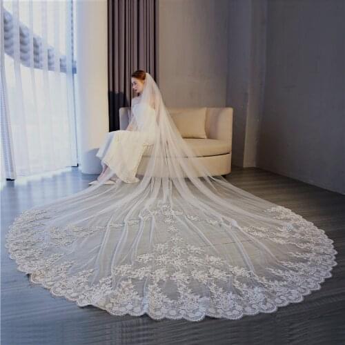 2021 New High Quality 3.5 Meters Pure White Bridal Veils Beautiful Lace Flower One-layer With Insert Comb Bridal Wedding Veil