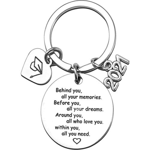 New Graduation Keychain Stainless Steel Key Ring With Text And 2021 Graduation Cap Signet Pendant Congratulations Gifts