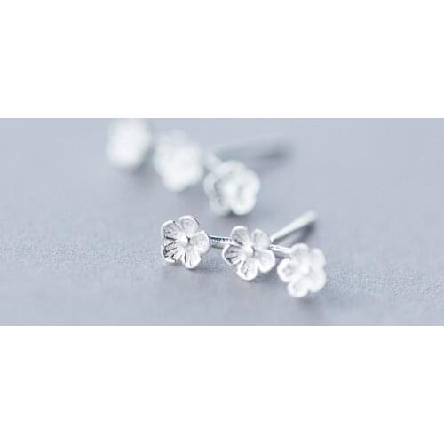 2021 Fashion 925 Sterling Silver Prevent Allergy Flower Stud Earrings For Women Grils Wedding Party Jewelry eh824