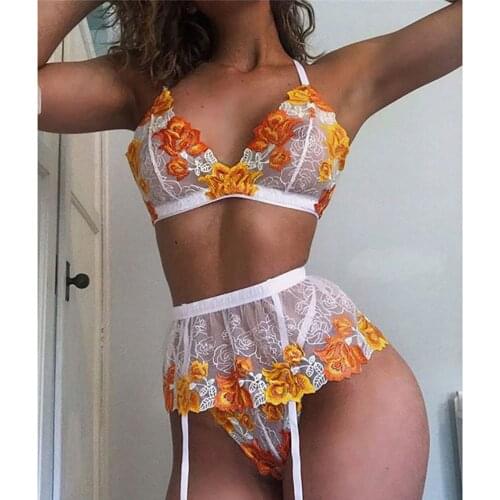 3Pcs Ladies Flowers Lace Female Underwear Sexy Embroidery Garters Erotic Lingerie Sexy Transparent Temptation Brief Sets Porno