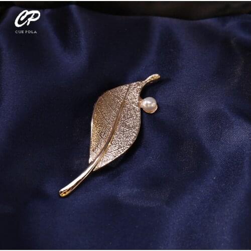Beauty Gold Leaf Brooches For Women Weddings Party Pearl Brooch Pins Gifts