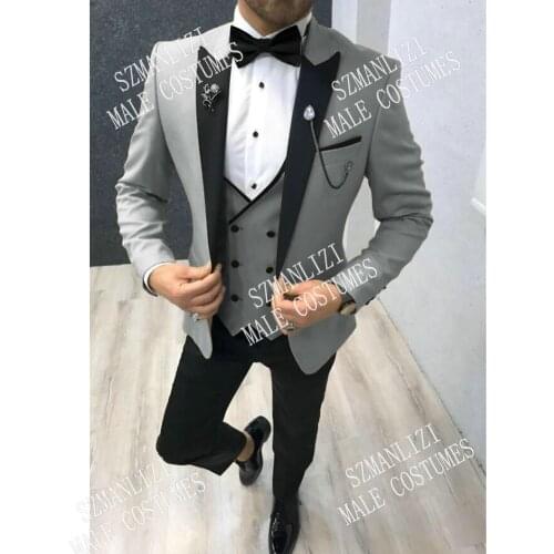 2020 Light Grey Men Suits 3 Pieces Slim Fit Business Suits Groom Tuxedos For Formal Wedding Prom Suit (Blazer+Pants+Vest+Bow)