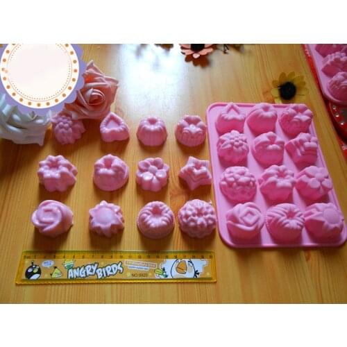 Exquisite fresh pattern pattern mold silica gel Cake mould 12 hole pudding Jello Mold handmade Kitchen baking mould