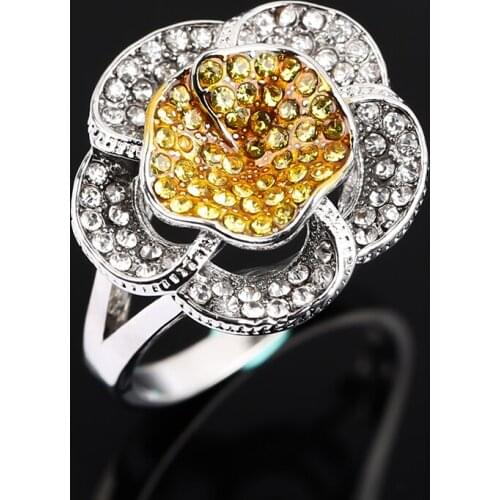 Fashion Flower Rings for Women Striped Hollow Silver Rings Couple Wedding Filled Crystal Rings Elegant Luxury Jewelry Wholesale