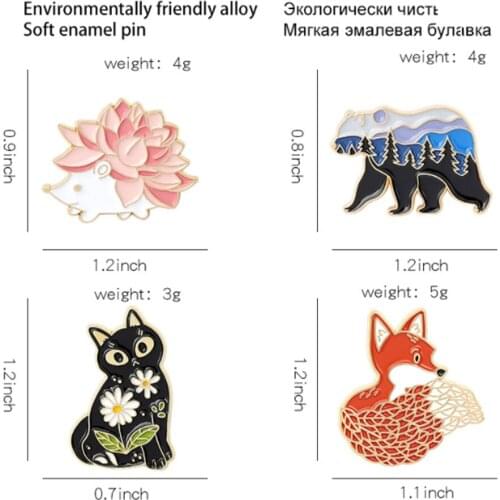 New 20Pcs Fox Polar Bear Hedgehog Flower Cat Alloy Brooch Lapel Pin Action Figure Toy