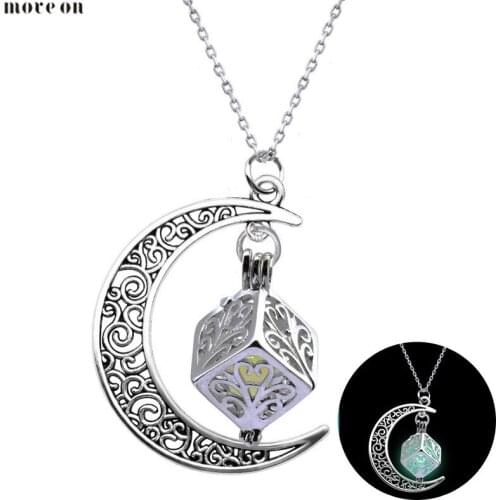 Hollow Moon Luminous Necklace Lighted Chainbone Necklaces Choker Chain Collar Pendant Jewelry For Couple Women Wedding Gift