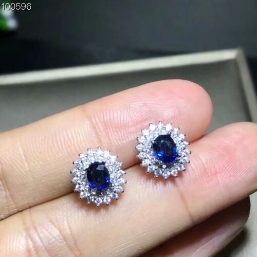 Luxury style natural sapphire earnail 4 * 5 mm 925 pure silver anti-allergy brightening fine jewelry to love mother